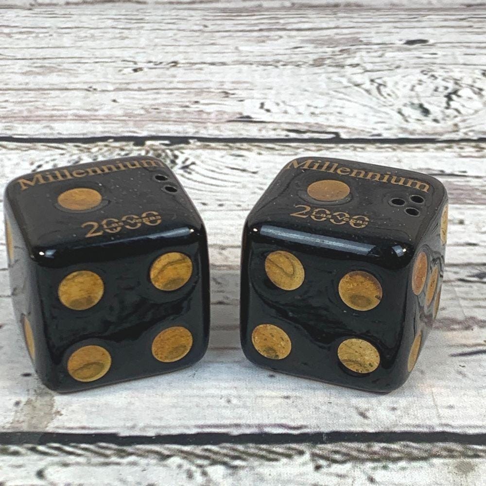 Millennium 2000‎ Las Vegas Dice Salt and Pepper Shakers Novelty Decor Unused